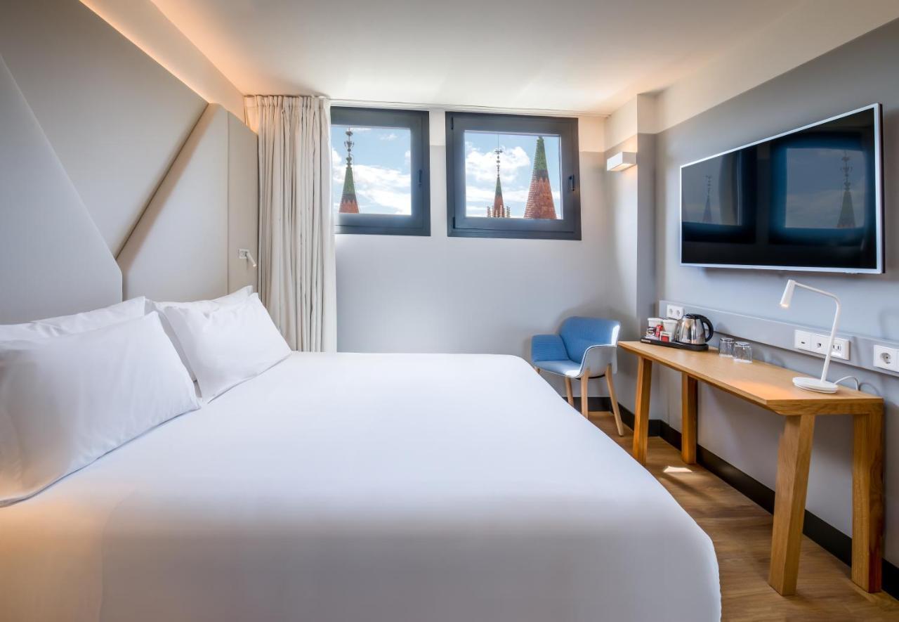Occidental Diagonal 414 Hotel Barcelona Bagian luar foto