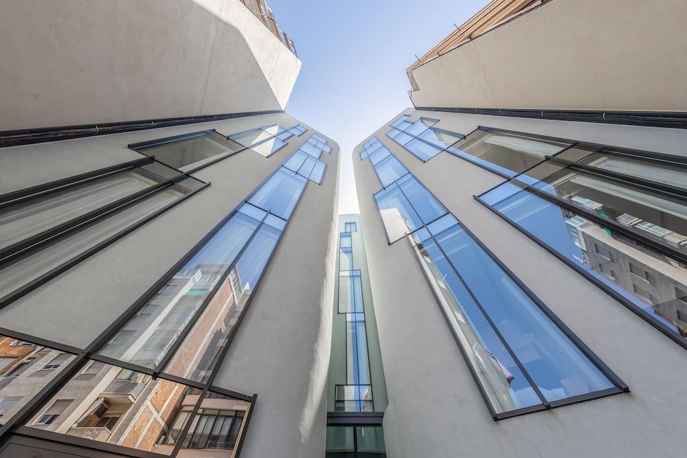 Occidental Diagonal 414 Hotel Barcelona Bagian luar foto