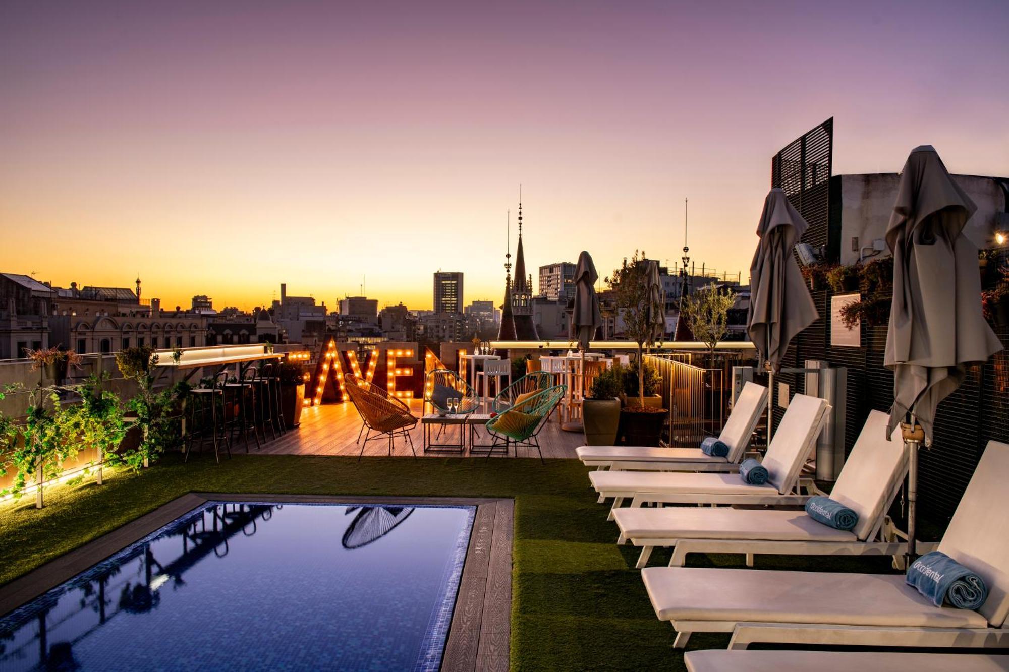 Occidental Diagonal 414 Hotel Barcelona Bagian luar foto